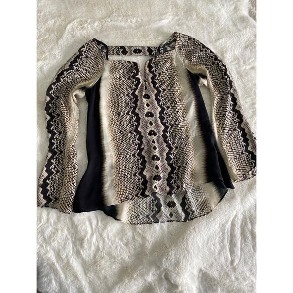 Artelier Nicole Miller 100% Silk 'Anaconda' Snakeskin V-Neck Blouse Sz P - Picture 3 of 12